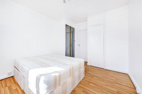 3 bedroom flat for sale, 67 Granville Place, High Road, London