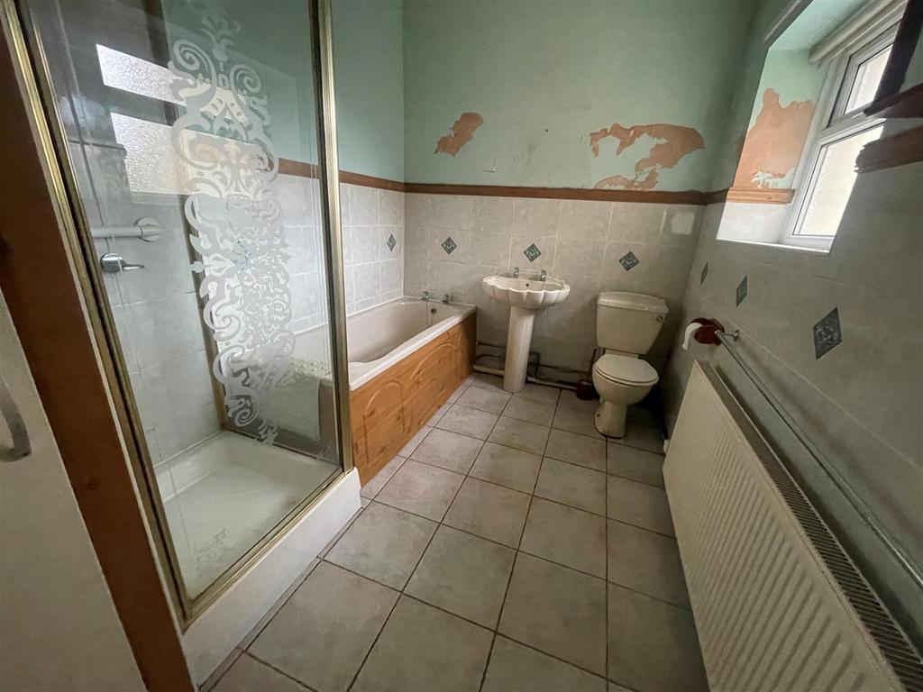 Downstairs Bathroom