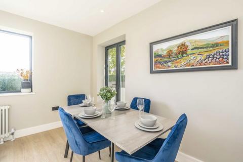 2 bedroom flat for sale, Elm Grove, Wimbledon SW19