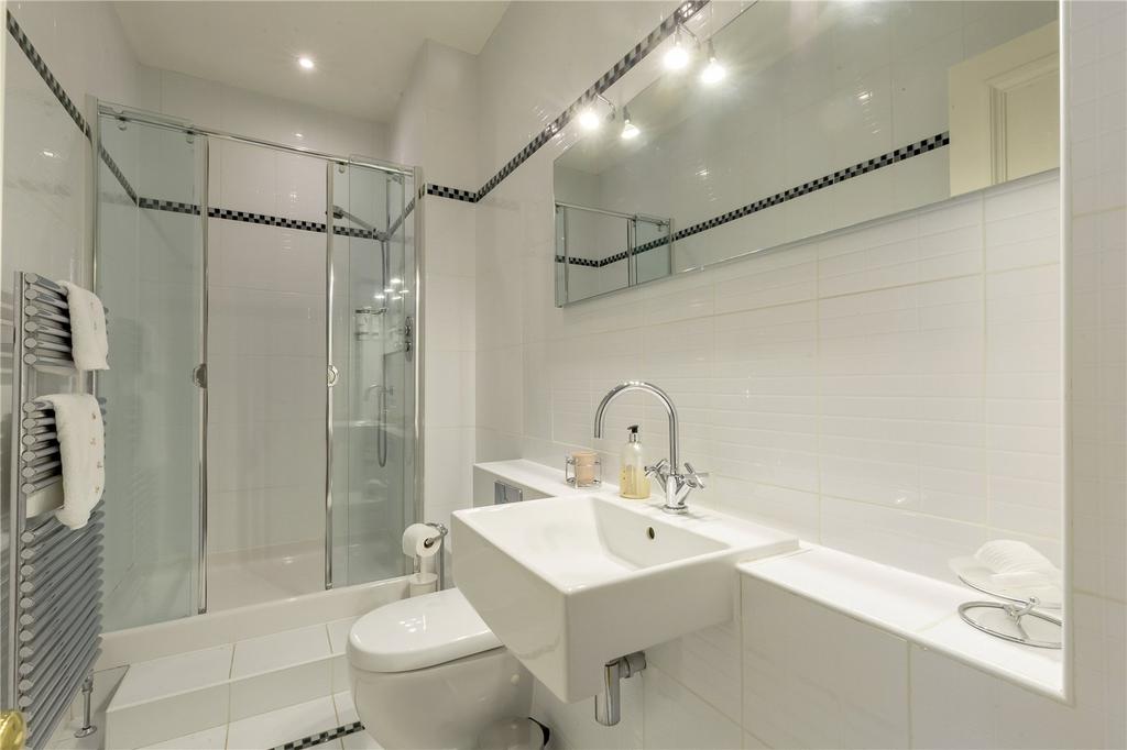 En Suite Shower Room
