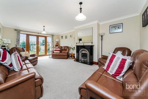 5 bedroom detached house for sale, Southend Road, Chelmsford CM2