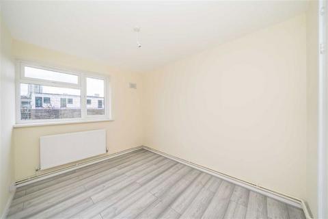 2 bedroom flat for sale, Giffin Street, London SE8