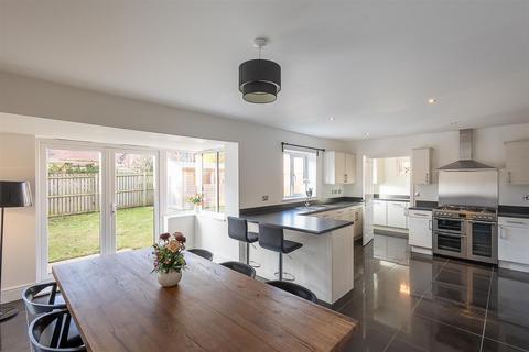 4 bedroom detached house for sale, Oakwood Drive, Great Park, Newcastle upon Tyne