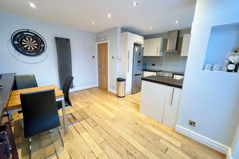 16 Broderick Avenue, Blackpool, FY2 0QJ