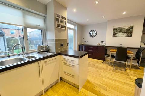 16 Broderick Avenue, Blackpool, FY2 0QJ
