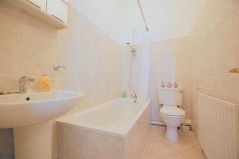 1 bedroom flat to rent, Riffel Road, Willesden Green