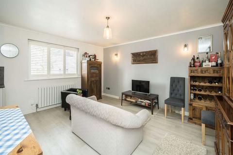 1 bedroom flat for sale, Popes Lane, London W5