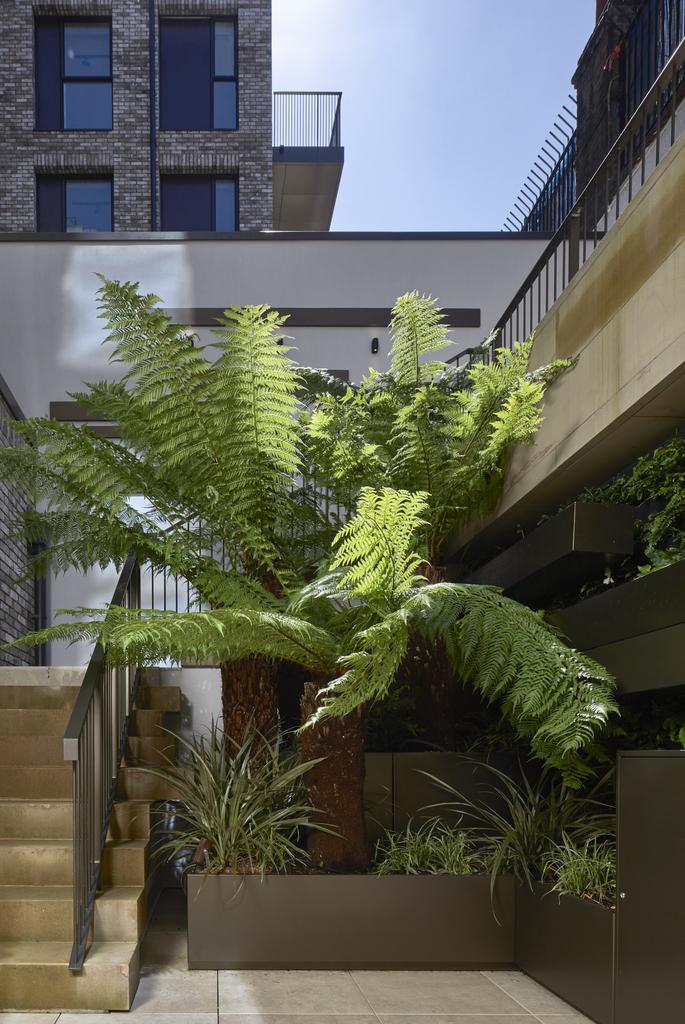 2 Bed Garden 1.jpg