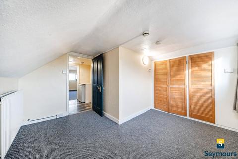 1 bedroom flat for sale, Stoke Road, Surrey GU1