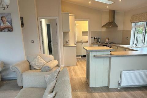 2 bedroom lodge for sale, Valley View Park, , Blakeney GL15