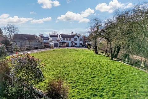 5 bedroom end of terrace house for sale, Astwood Lane, Feckenham, Redditch