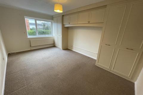 2 bedroom flat for sale, Woodland Park, Colwyn Bay