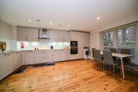 3 bedroom flat to rent, 68 Molesworth Street, Lewisham, London