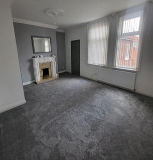 2 bedroom flat to rent, Leighton Street, South Shields