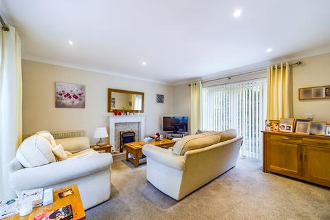 2 bedroom detached house for sale, Salisbury Road, Christchurch, Dorset, BH23