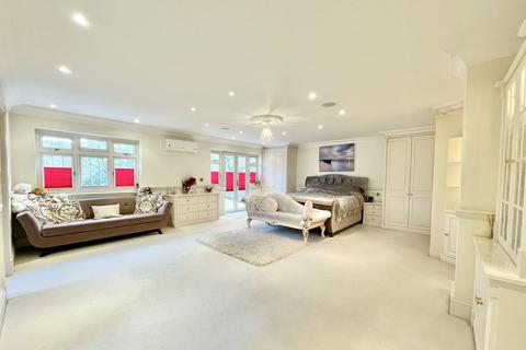 5 bedroom detached house for sale, Glenferness Avenue, Talbot Woods, Bournemouth, BH4