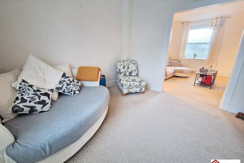 115 Gwilym Road, Cwmllynfell, Swansea, SA9 2GU