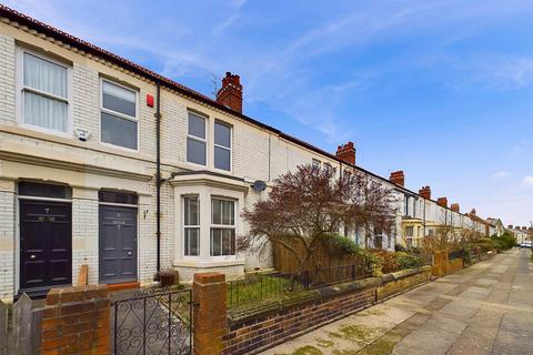 3 bedroom terraced house for sale, Alnwick Avenue, Whitley Bay