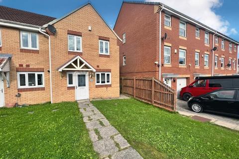 3 bedroom end of terrace house to rent, 11 Sandford CloseWingate