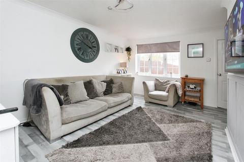 22 Birkhall Close, Chatham, ME5 7QD
