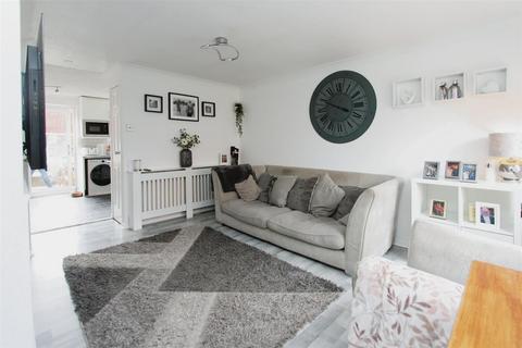 22 Birkhall Close, Chatham, ME5 7QD