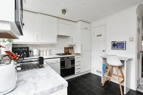 22 Birkhall Close, Chatham, ME5 7QD