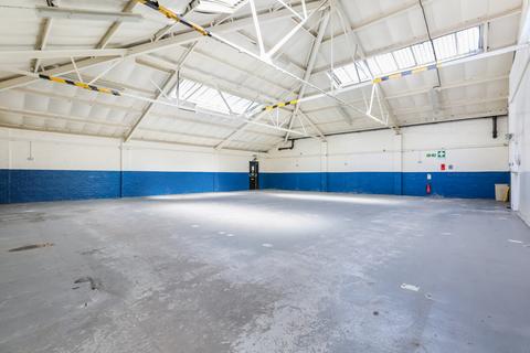 Industrial unit to rent, 117-119 Denmark Road, London SE5