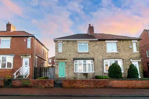 2 bedroom semi-detached house for sale, Brighton Road, Gateshead