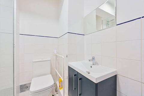 Studio for sale, Hamlet Gardens, Hammersmith, London, W6