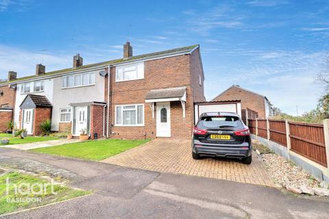 2 bedroom end of terrace house for sale, Mistley End, Basildon