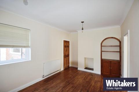 2 bedroom terraced house to rent, Wolfreton road, Anlaby