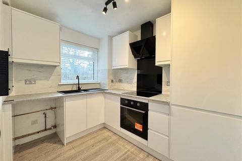 1 bedroom flat for sale, Lacey Green, Wilmslow