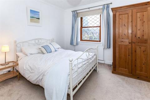 2 bedroom terraced house to rent, Laleham Road, Staines-upon-Thames, Surrey, TW18