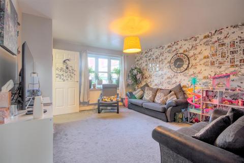 3 bedroom terraced house for sale, Willow Way, Skipton