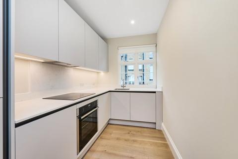 2 bedroom flat to rent, Weymouth Mews Marylebone W1G