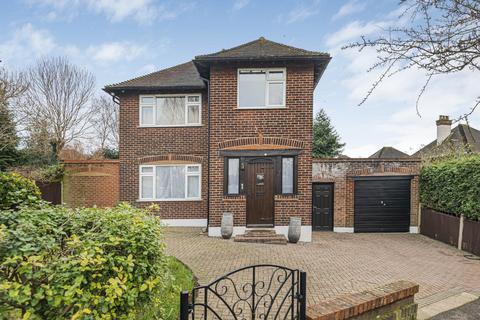 4 bedroom detached house to rent, Carlton Road, South Croydon, Surrey, CR2