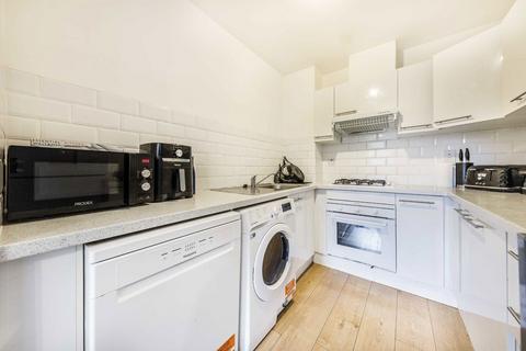 3 bedroom flat for sale, Asher Way, London E1W