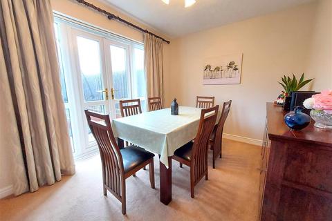 44 Buttermere Road, Stourport-on-severn, DY13 8NX