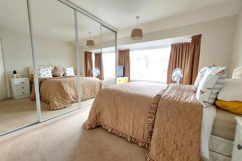 44 Buttermere Road, Stourport-on-severn, DY13 8NX