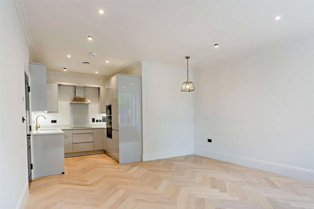 Kitchen/Living Area