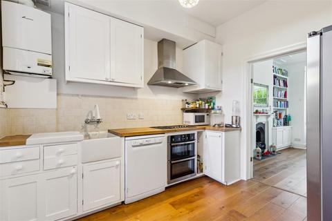 2 bedroom flat for sale, Brackley Road, London, W4