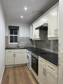 2 bedroom flat to rent, High Street, Clifford, Wetherby