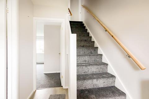 32 Bibury Close, Nailsea, Bristol, BS48 2TQ