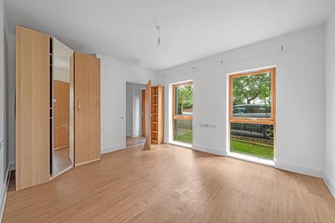 2 bedroom flat for sale, Westwood Hill, Sydenham