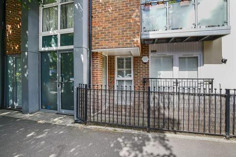 2 bedroom flat for sale, Trewsbury Road, Sydenham, London