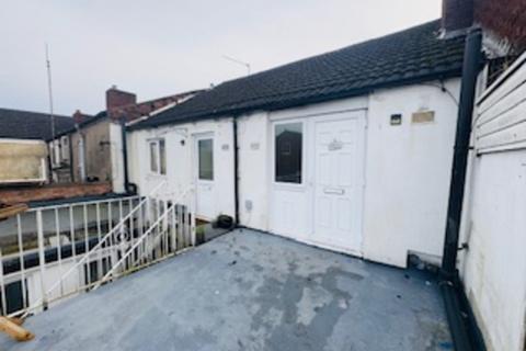 1 bedroom flat to rent, High Street, Stourbridge, DY9 8JT