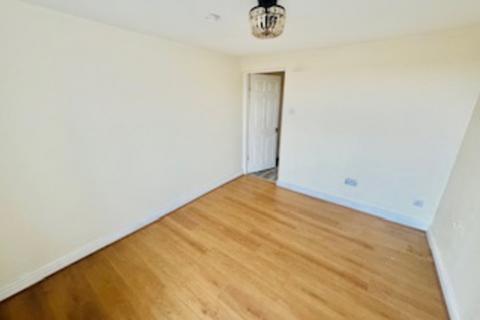 1 bedroom flat to rent, High Street, Stourbridge, DY9 8JT