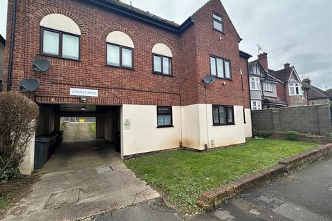 1 bedroom apartment to rent, Kingsley Road, Luton