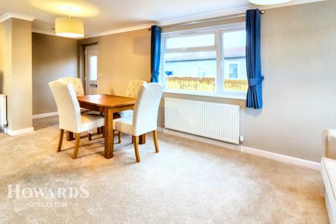 2 bedroom park home for sale, Sunninghill Close, Bradwell