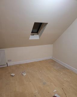 4 bedroom end of terrace house to rent, Salisbury Ave, Barking IG11